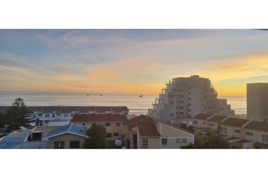 1 Bedroom Property for Sale in Beachfront Western Cape